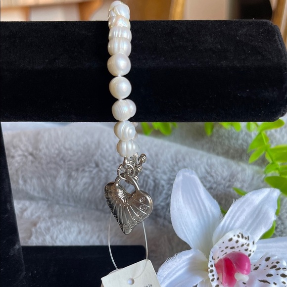 Lustrous Pearl Bracelet with Silver Heart Charm - Picture 1 of 6